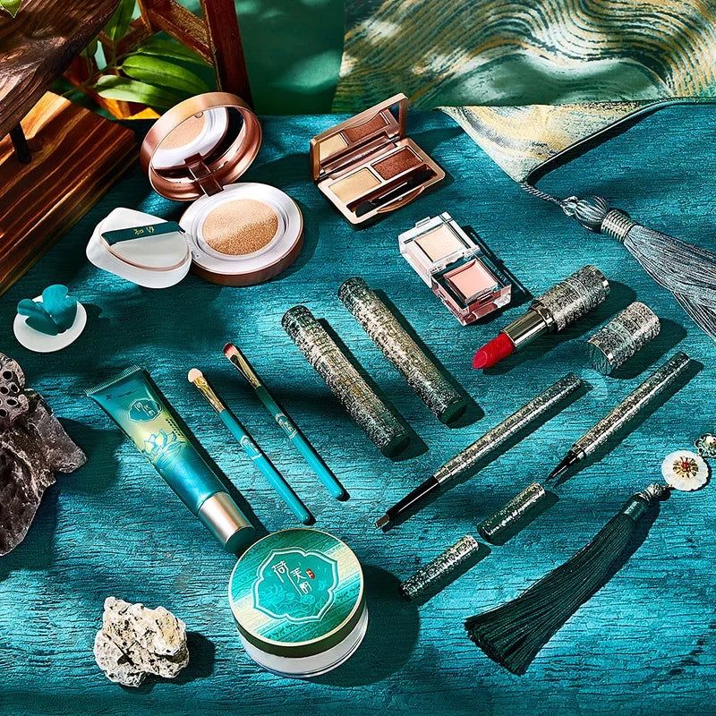13-Piece Makeup Kit Set | Eyeshadow, Lip Gloss, Foundation & More